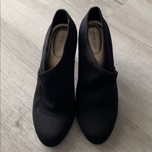 Bandolino BFlexibke Shoes!